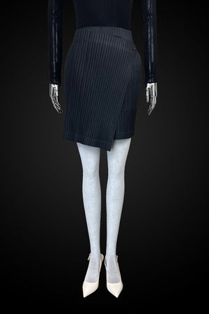 Pleated Short Wrap Skirt
